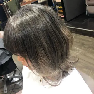 ミディアム カラー pep natsumiのヘアスタイル