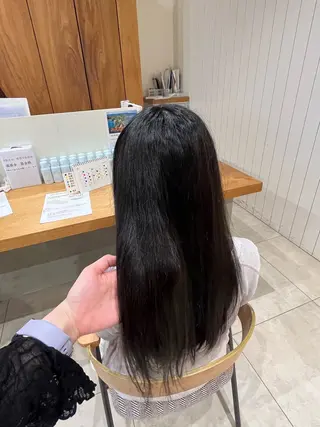 ロング 坂口 友莉香のヘアスタイル