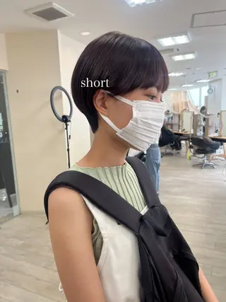 ショート カラー 初めてのショート お任せください✂️のヘアスタイル