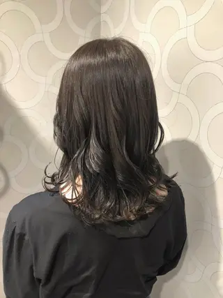 セミロング カラー 艶髪 ♡Tomiyaのヘアスタイル