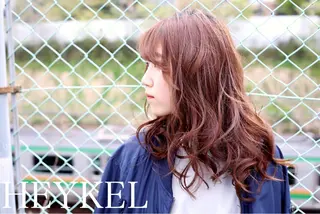 ミディアム セミロング ロング ヘアアレンジ 代表 KANZOのエステ・リラクイメージ