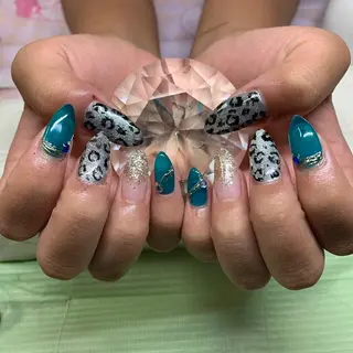 ネイル 長谷川 奈緒美のネイルデザイン