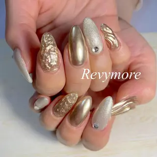ミディアム ネイル nail salon Revymoreのネイルデザイン