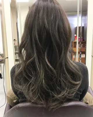 ロング タナカ タクヤのヘアスタイル