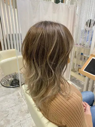 ミディアム カラー 酸性ストレート/ブリ ーチなしWカラー河本のヘアスタイル