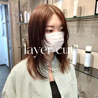 セミロング 縮毛矯正・似合わせ タナカ レイヤのヘアスタイル