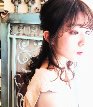 セミロング カラー パーマ ヘアアレンジ 表参道Lise おおいしおりのヘアスタイル