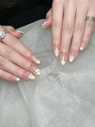 ネイル Maggie Nail🦩のネイルデザイン