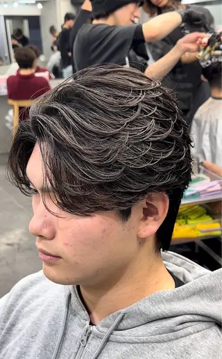 パーマ メンズ 松田 優斗のヘアスタイル