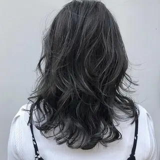 セミロング カラー ヘアアレンジ 福壽 優奈のヘアスタイル