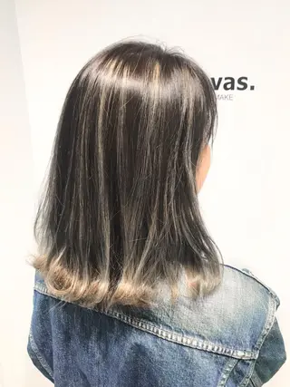 カラー ショートヘア💫 ハイトーン西田拓馬のヘアスタイル
