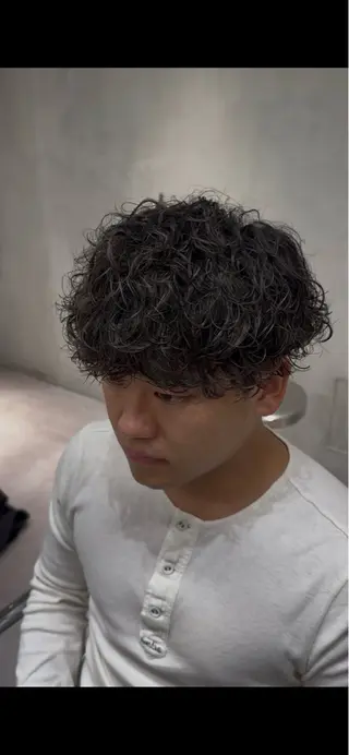 パーマ メンズ ブリーチ/パーマ特化 片平和寿のヘアスタイル