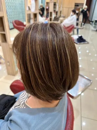 ショート カラー 小坂直輝【髪質改善・ 似合わせカット】のヘアスタイル