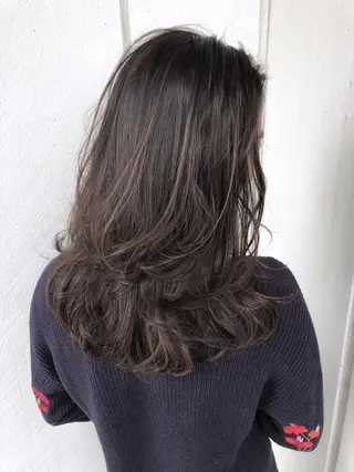 ミディアム カラー ヘアアレンジ 境 健助のヘアスタイル