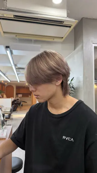 カラー 佐古 遼太のヘアスタイル