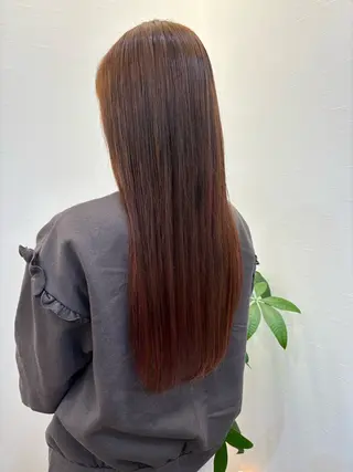 カラー ツノガイ エリのヘアスタイル