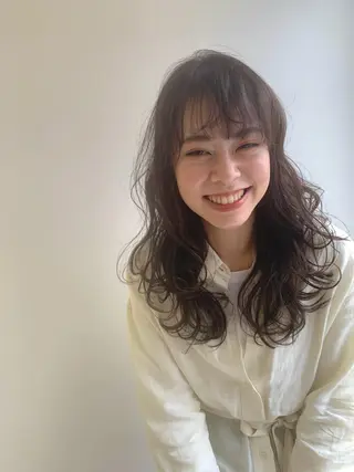 ロング 韓国風🇰🇷うる艶 レイヤー/海青🫧のヘアスタイル