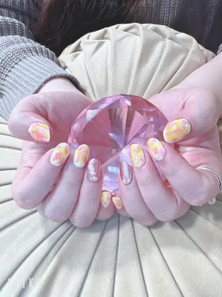 ネイル Toujours所属・山崎 美姫のネイルデザイン