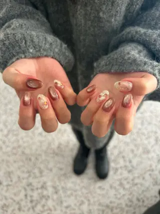 ネイル 小松 千冬snazzyのネイルデザイン