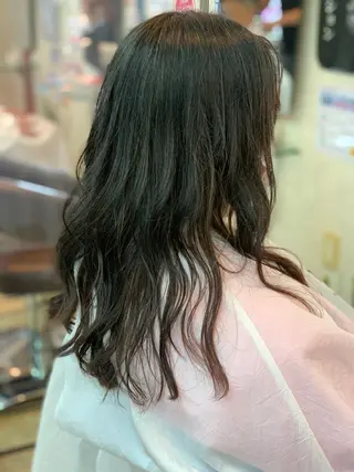 セミロング パーマ 春日部　間庭 寛貴のヘアスタイル