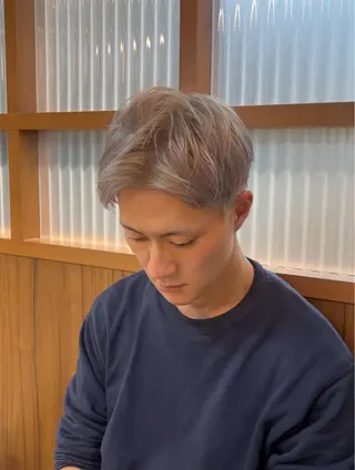 ショート カラー 🌈山口摩七斗 /レイヤー/ブリーチのヘアスタイル