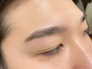 メンズ アイブロウ アイブロウ M_の眉毛・アイブロウイメージ