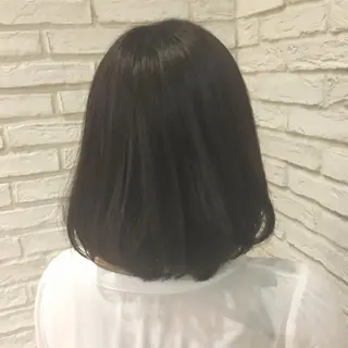 ミディアム カラー 鈴木 麻希のヘアスタイル