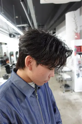 パーマ メンズ 湖城 恵吾のヘアスタイル