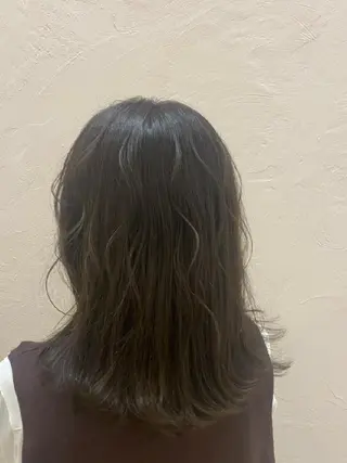 カラー chacha Blanc田中のヘアスタイル