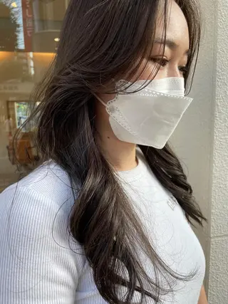 ロング 🍋透け感カラー🍃 オリーブ🍐Kahoのヘアスタイル