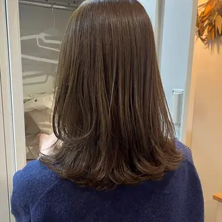 ミディアム カラー ボブ/透明感カラー /坂口恵梨子のヘアスタイル