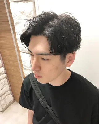 パーマ ヘアアレンジ メンズ ainico+所属・メンズ特化✂️栗原 侑也のヘアスタイル