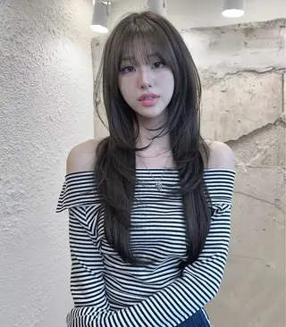 ロング salowin 原宿 aroa所属・韓国／ハッシュカット ／透明感カラー／金野のヘアスタイル