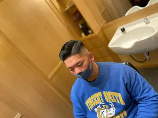 ショート 中越 仁一郎のヘアスタイル