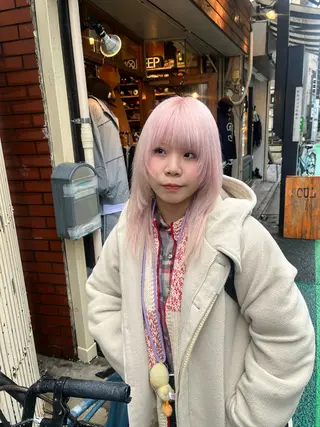 セミロング カラー ハイトーンを育てる ブリーチカラー/牧原のヘアスタイル