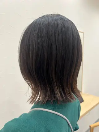 ミディアム 疋田 伽菜子のヘアスタイル
