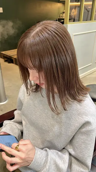 ミディアム カラー 🦩レイヤー|透明感 カラー🦩makoのヘアスタイル