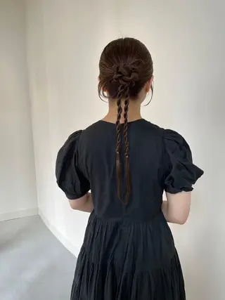ヘアアレンジ 結婚式お呼ばれヘア セット🌼Tommyのヘアスタイル
