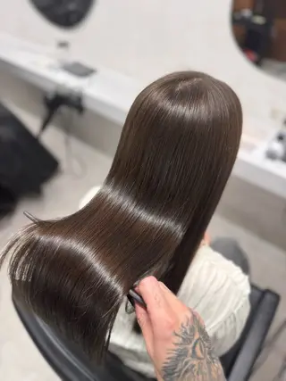 ロング 艶髪、美髪 カラー🕊️SOMAのヘアスタイル
