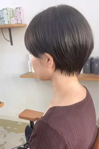 ショート ショートヘア、ボブ こやさん　コヤマのヘアスタイル