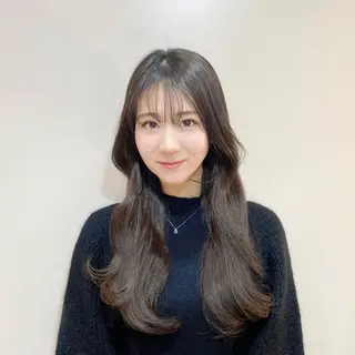 ロング パーソナルカラー lapiax阿部のヘアスタイル