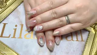 ネイル Lilas Nailのネイルデザイン