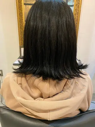 ミディアム MIA　手嶋 良太のヘアスタイル