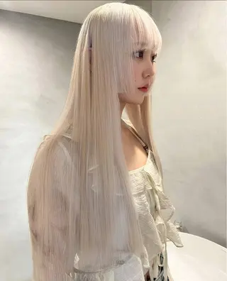 ロング カラー PELEハイトーン shinobuのヘアスタイル