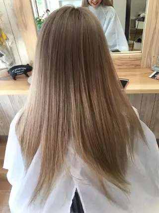 ロング カラー hair &make EPICRUMIのヘアスタイル