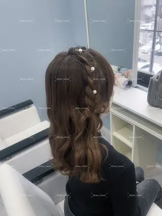 セミロング ヘアアレンジ Hairset minoriのヘアスタイル