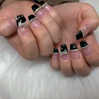 ネイル UnFLAIR KASUMIのネイルデザイン