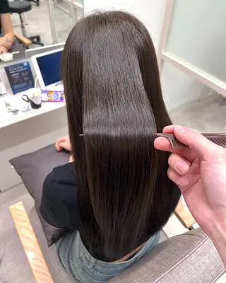 ロング 🍀似合わせカット /艶々カラー🫧八木のヘアスタイル