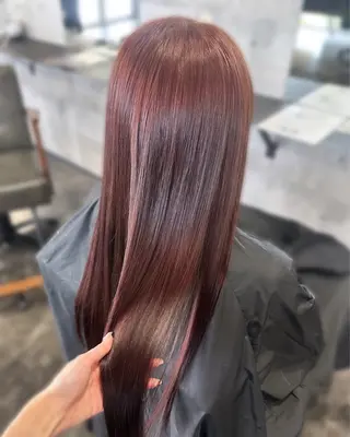 ロング カラー amy .のヘアスタイル