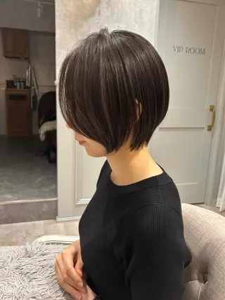 ショート 小野 明日香のヘアスタイル
